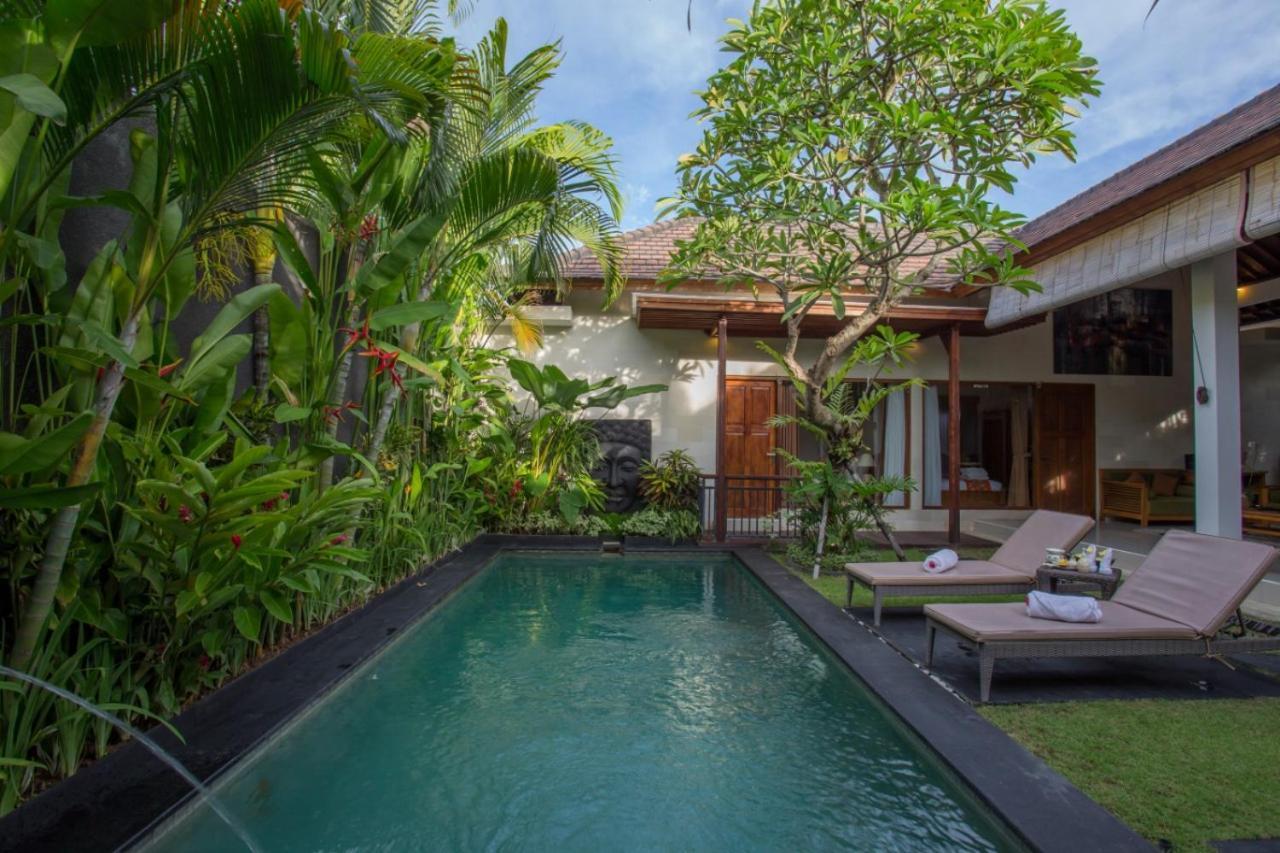 Sandi Agung Villa Seminyak  Ngoại thất bức ảnh