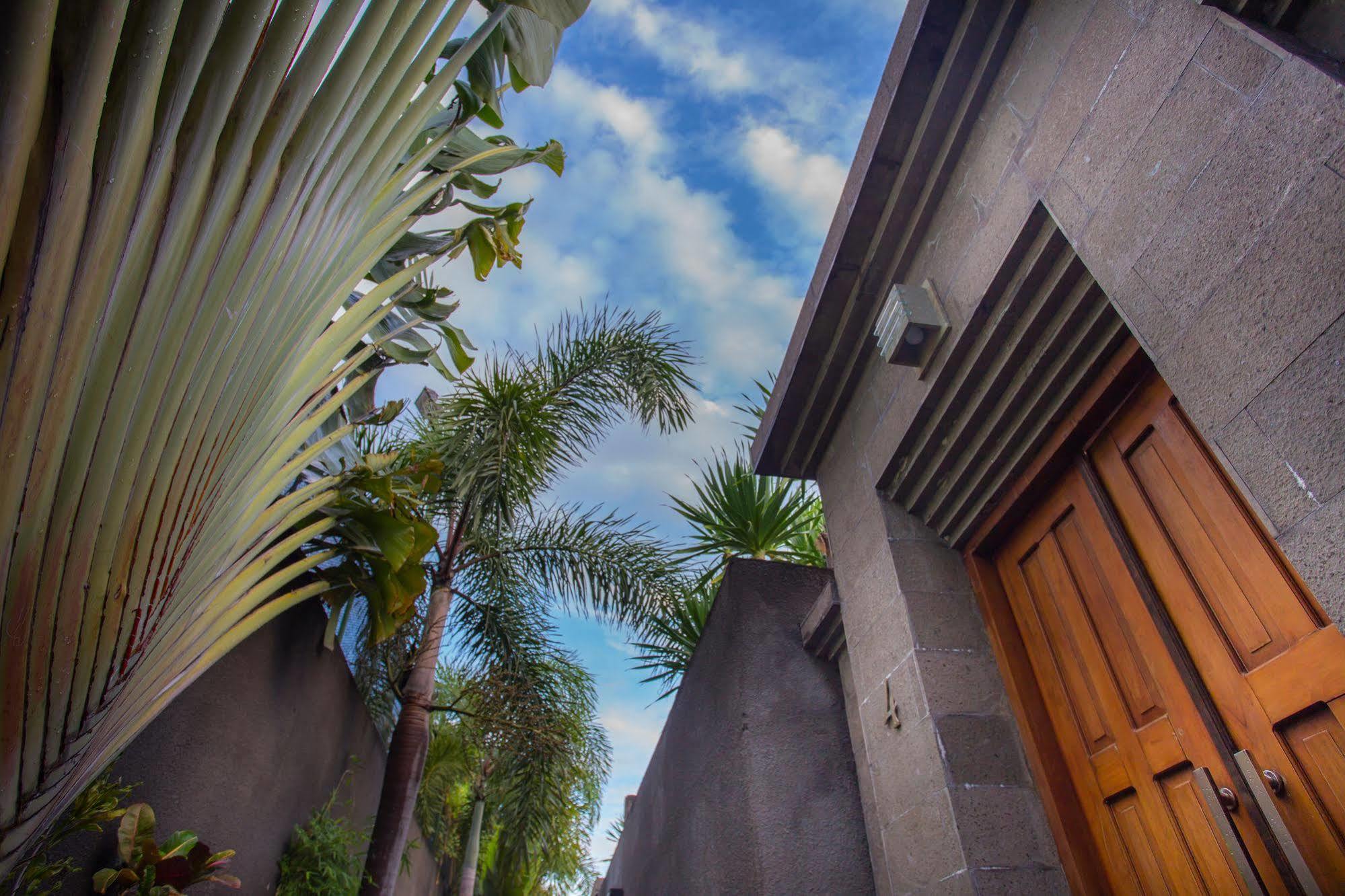 Sandi Agung Villa Seminyak  Ngoại thất bức ảnh