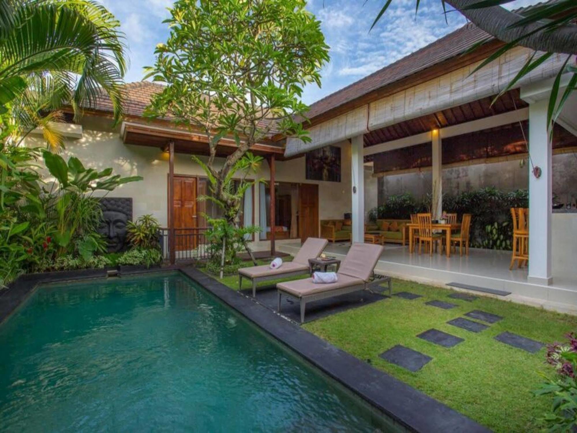 Sandi Agung Villa Seminyak  Ngoại thất bức ảnh